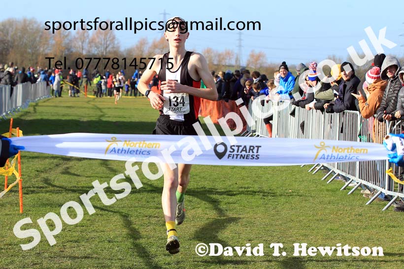 Mens under-17s 2022 Northern Cross Country Champs., Pontefract. Photo: David T. Hewitson/Sports for All Pics